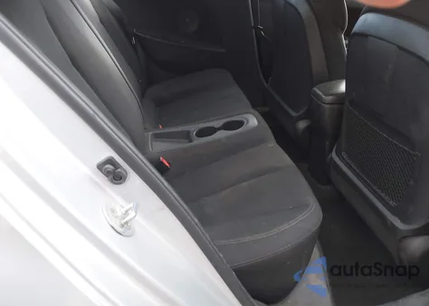 2017 Hyundai Veloster z USA, uszkodzony, nr VIN KMHTC6AD2HU307906